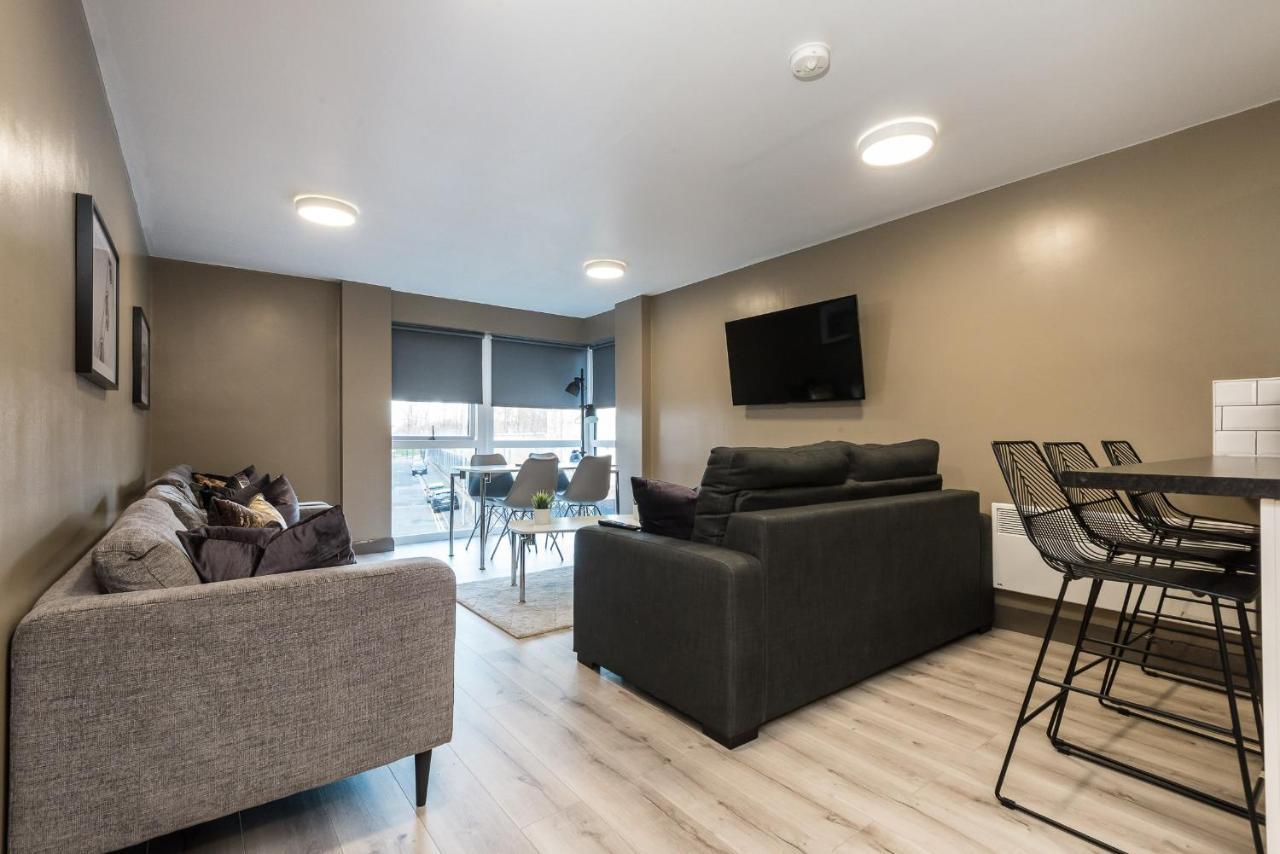 Host Apartments - Spacious 3 Bed Apartment With 3 Ensuites ลิเวอร์พูล ภายนอก รูปภาพ
