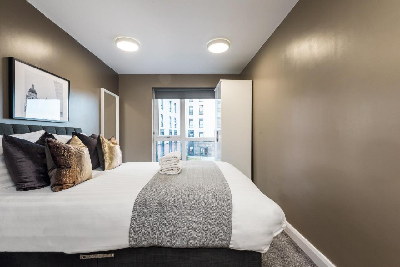 Host Apartments - Spacious 3 Bed Apartment With 3 Ensuites ลิเวอร์พูล ภายนอก รูปภาพ